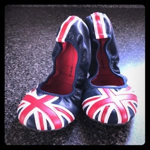 Women’s Butterfly Twist slip ons